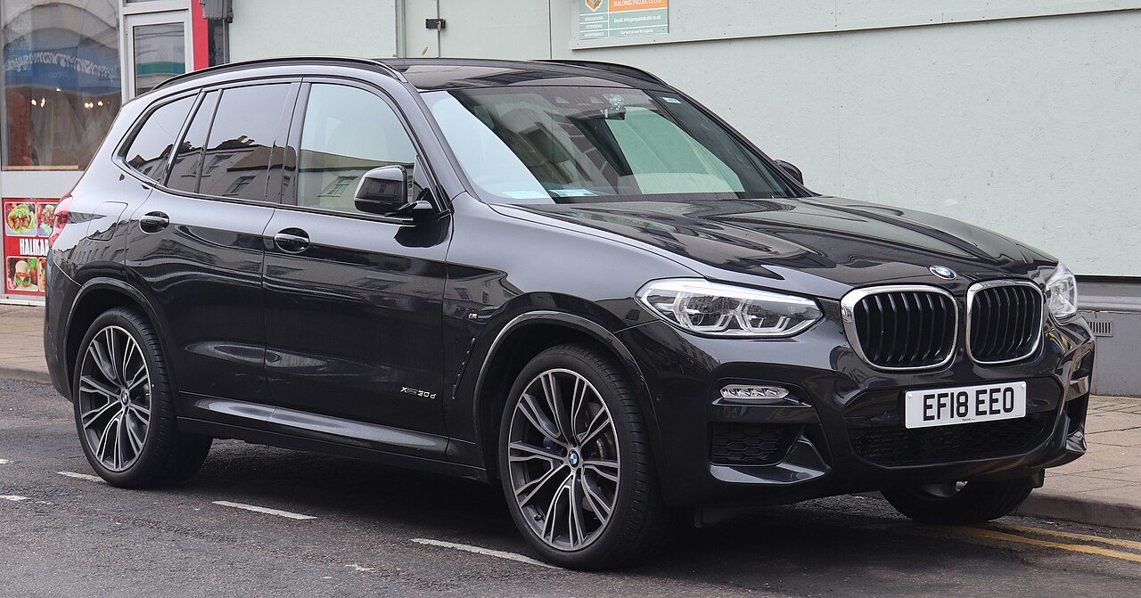 BMW X3 — front three-quarter exterior view