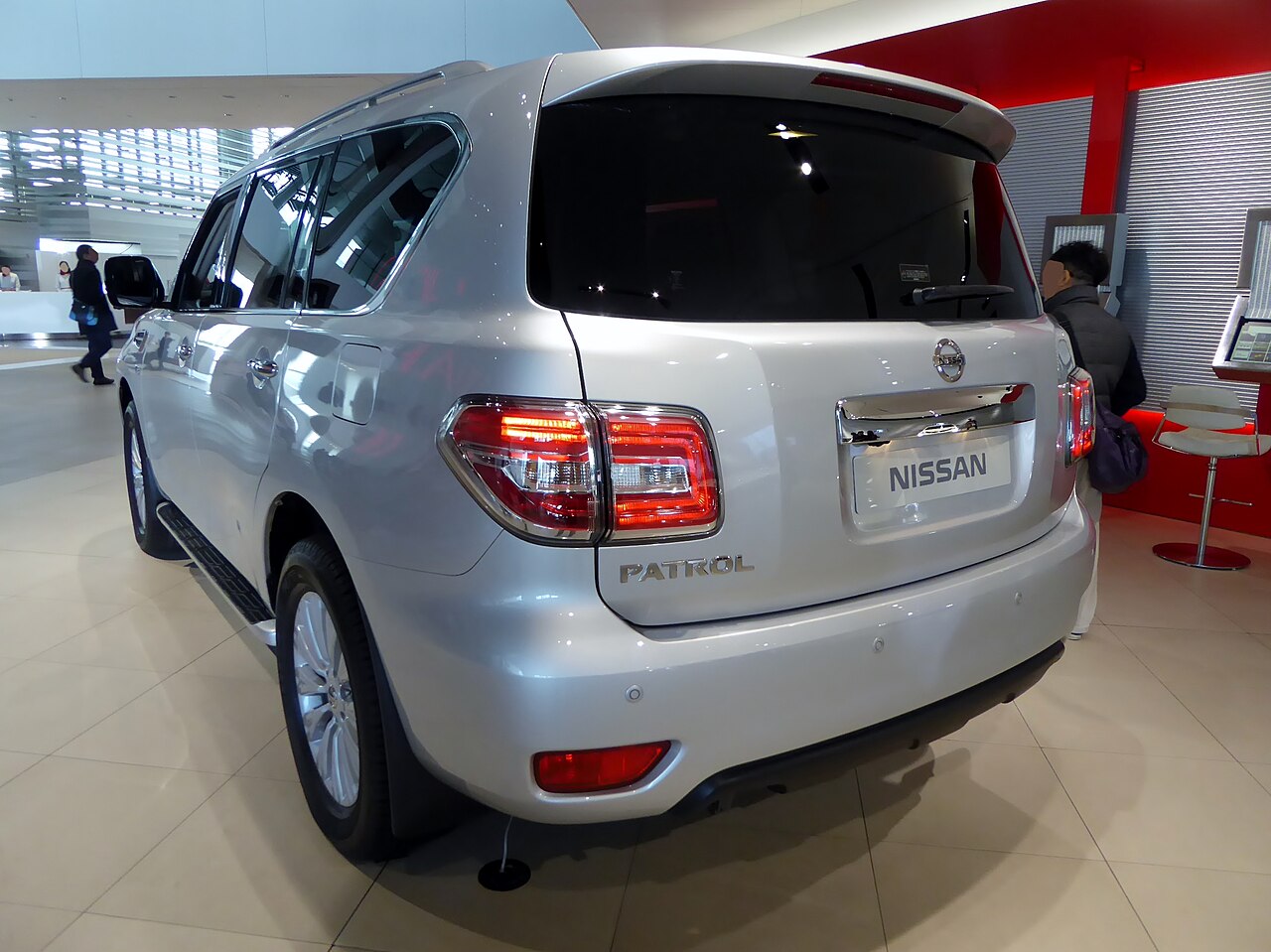 Nissan Patrol — rear three-quarter view