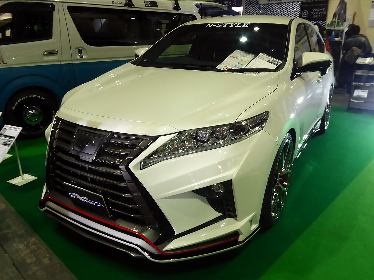 2020 Toyota Harrier — exterior view