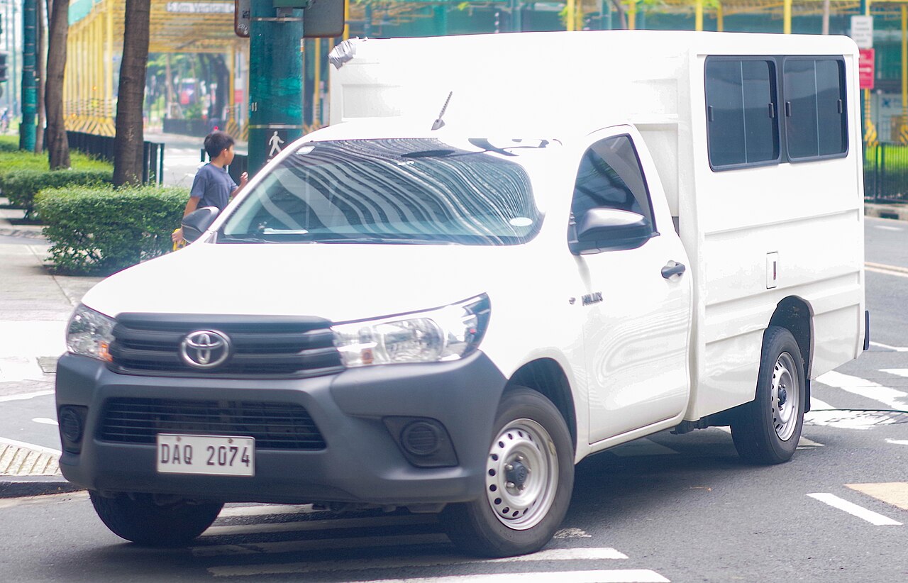 2021 Toyota Hilux Double Cab — front three-quarter exterior view