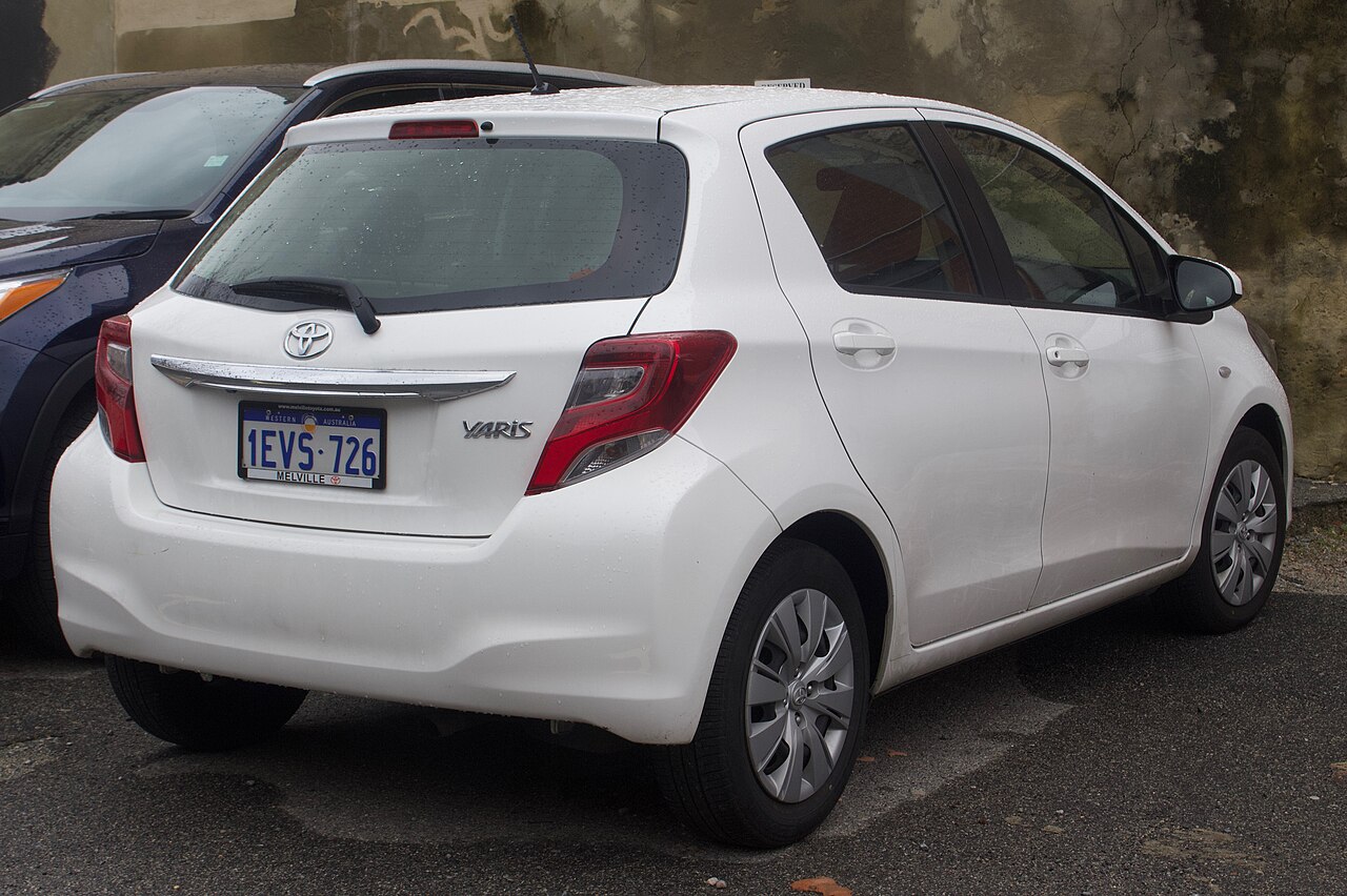 Toyota Vitz — rear three-quarter view